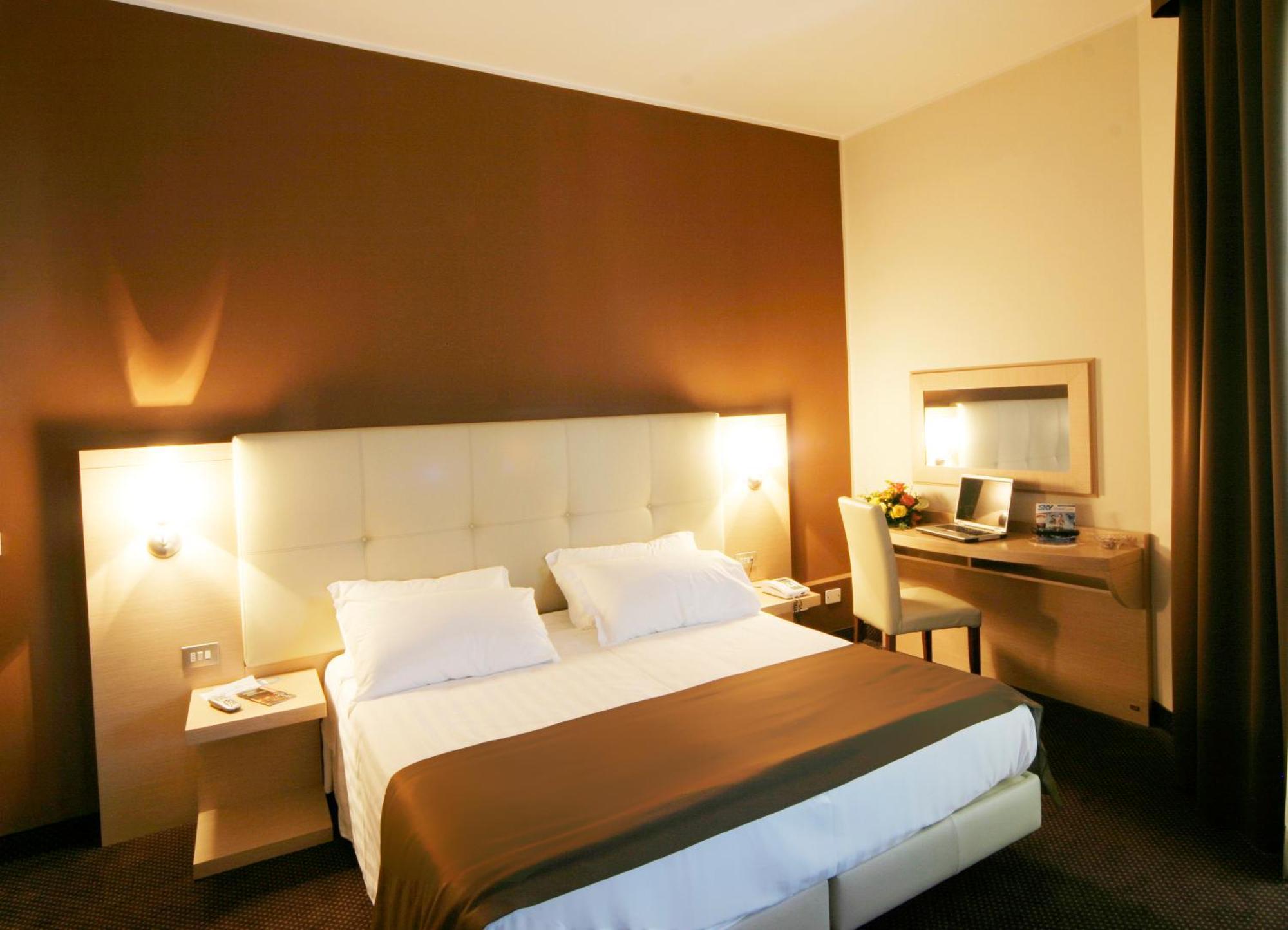 Hotel Vittoria Рубано Экстерьер фото